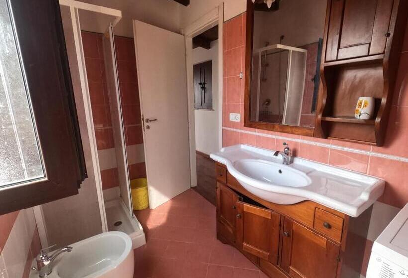 住宿加早餐  Castellabatecoast