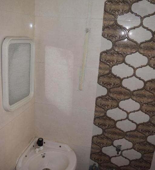 בית מלון כפרי Gokarn Lodging