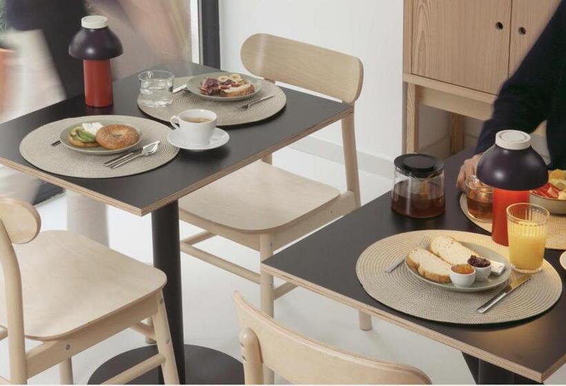 هتل La Fonda B&b