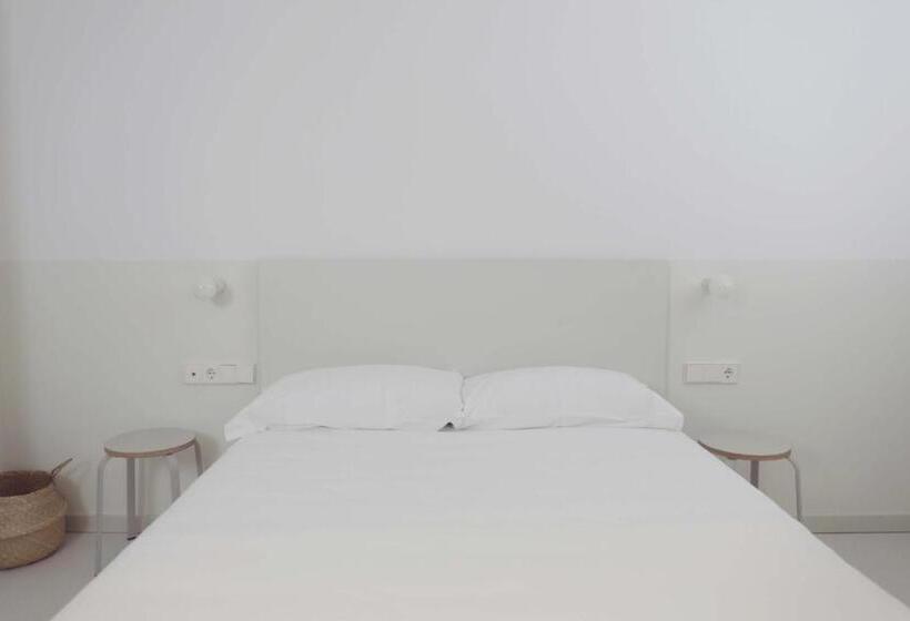 هتل La Fonda B&b
