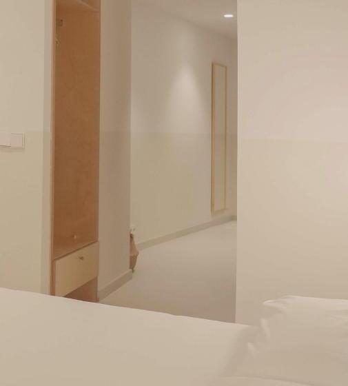 هتل La Fonda B&b