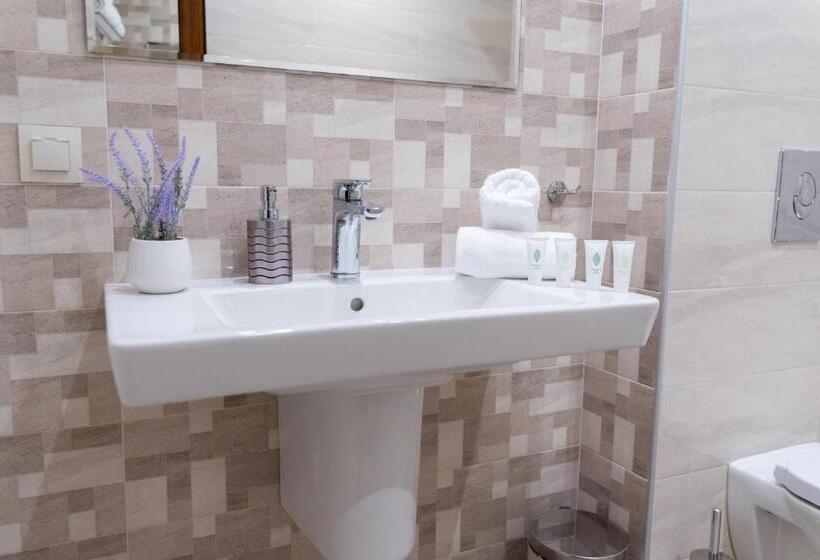 پانسیون Guest House Velik