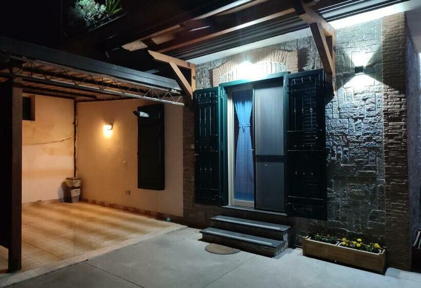펜션 Midway House Italy