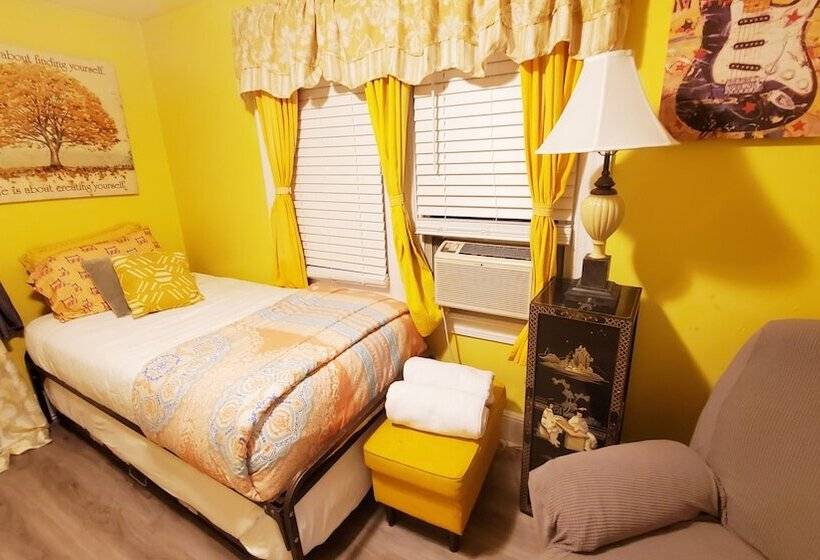 بنسيون Room In Guest Room   Yellow Rm Dover  Del State, Bayhealth  Dov Base