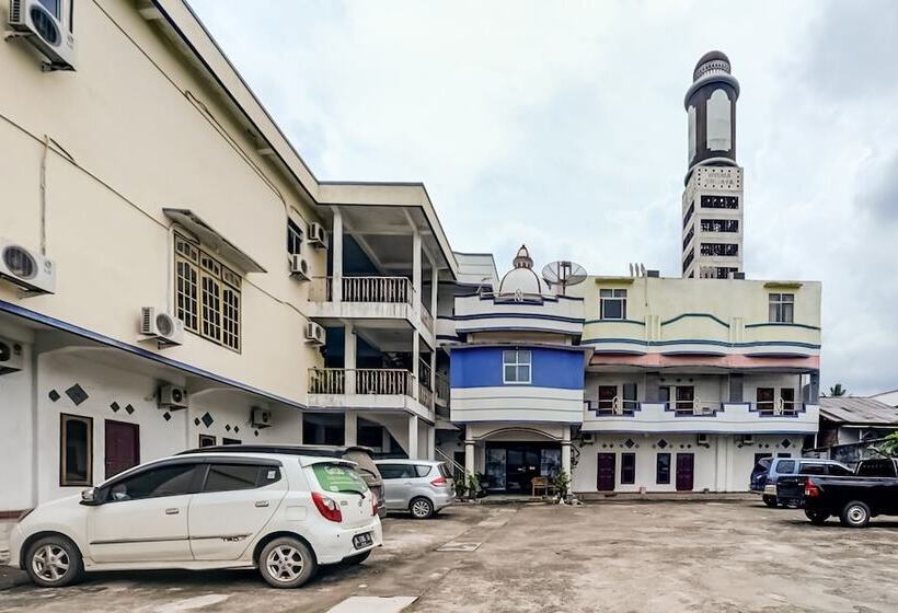 هتل Oyo 91160 Wisma Srijaya Syariah