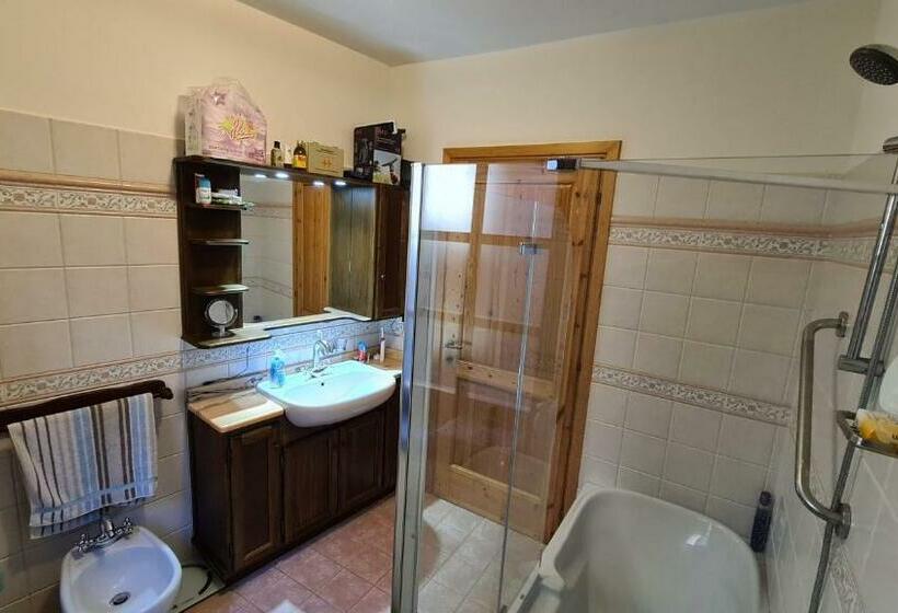 פנסיון Independent Chalet With Breathtaking View