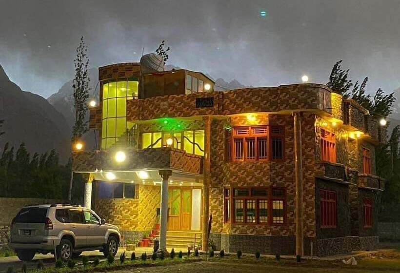 پانسیون Royal Guest House Newranga Skardu