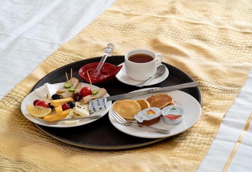 تختخواب و صبحانه فندق دان لاونج