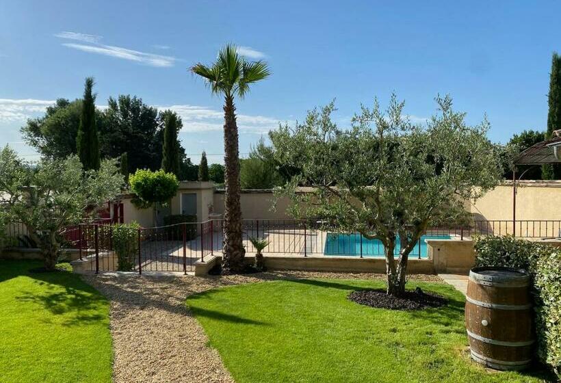 Bed & Breakfast Les Célestins Studios Indépendants