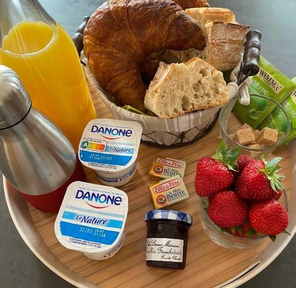 Bed & Breakfast Les Célestins Studios Indépendants