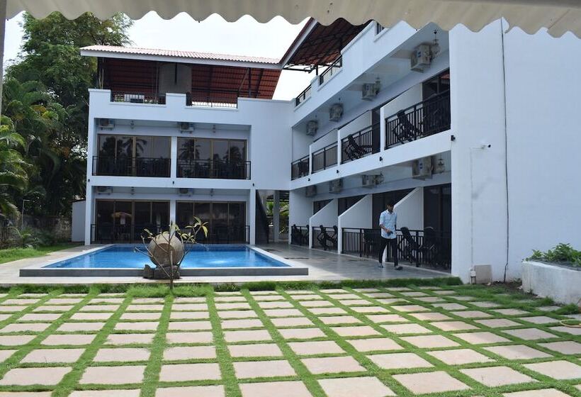 هتل Opulence Beach Resort Kihim Alibaug
