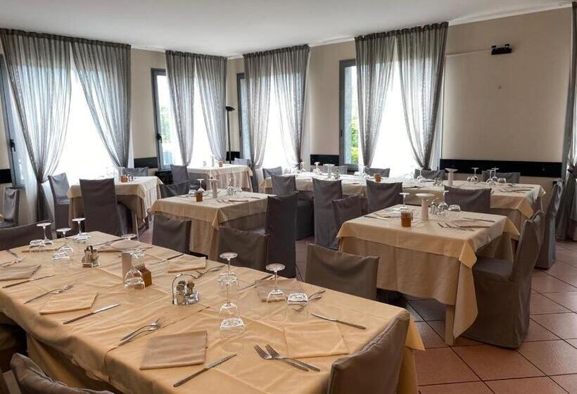 فندق Albergo Del Mera Ristorante Da Lui