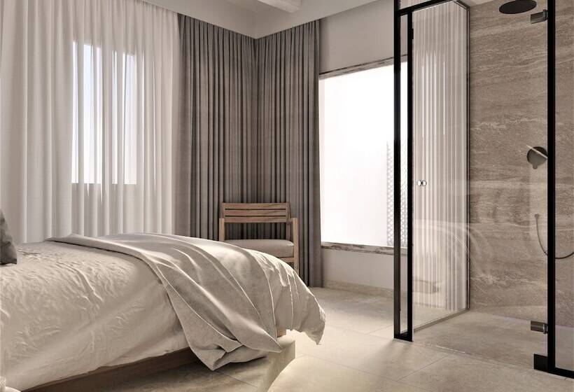 تختخواب و صبحانه F Charm All Suites   Adults Only