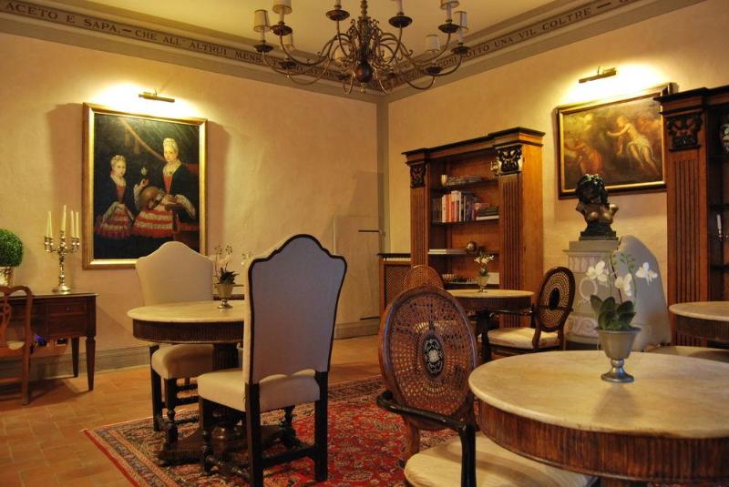 تختخواب و صبحانه Villa Il Sasso  Dimora D Epoca