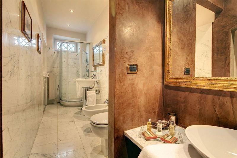 تختخواب و صبحانه Villa Il Sasso  Dimora D Epoca