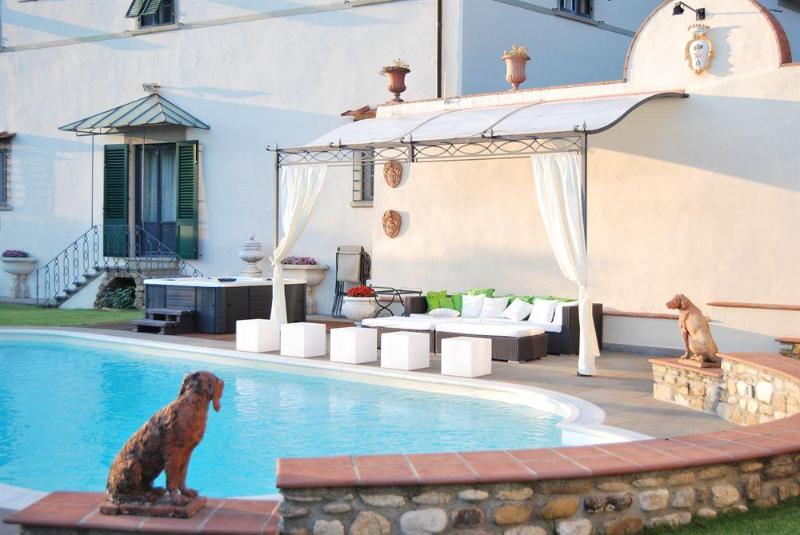 تختخواب و صبحانه Villa Il Sasso  Dimora D Epoca