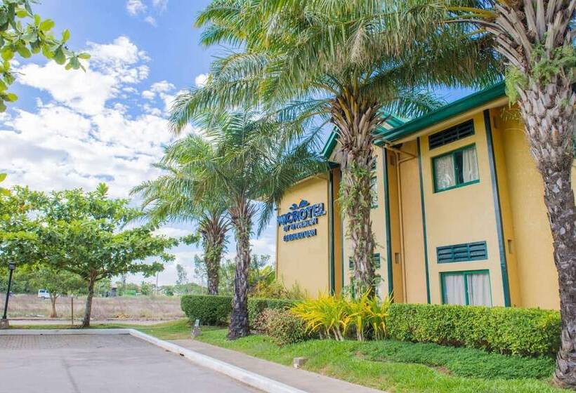 فندق فئة نجمة واحدة Microtel By Wyndham Cabanatuan