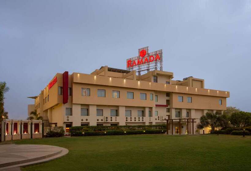 مسافرخانه Ramada Ajmer