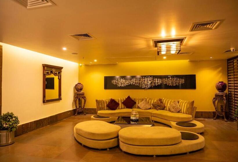 مسافرخانه Ramada Ajmer