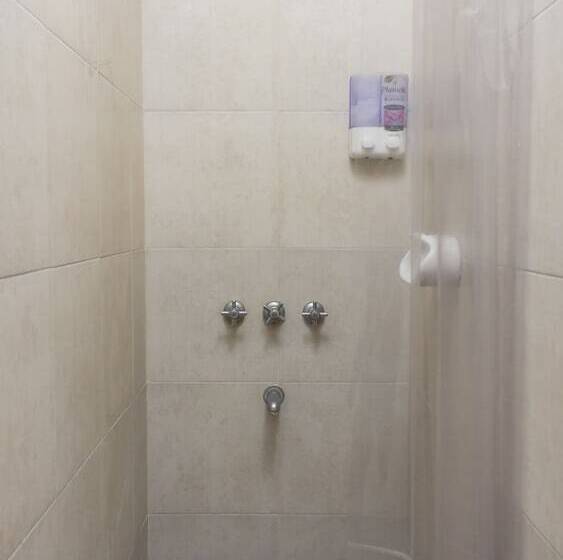 هتل Circus Hostel