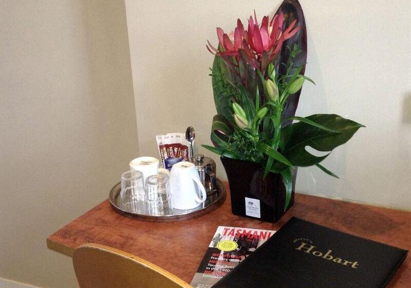 هتل Customs House