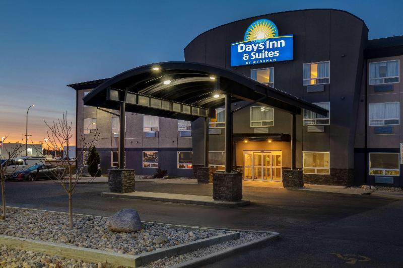 Hotel Days Inn & Suites By Wyndham Yorkton