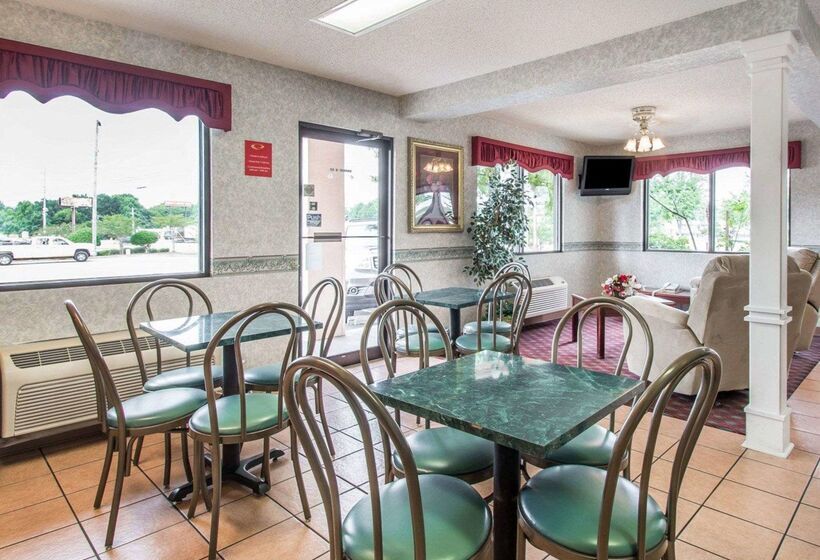 هتل Econo Lodge