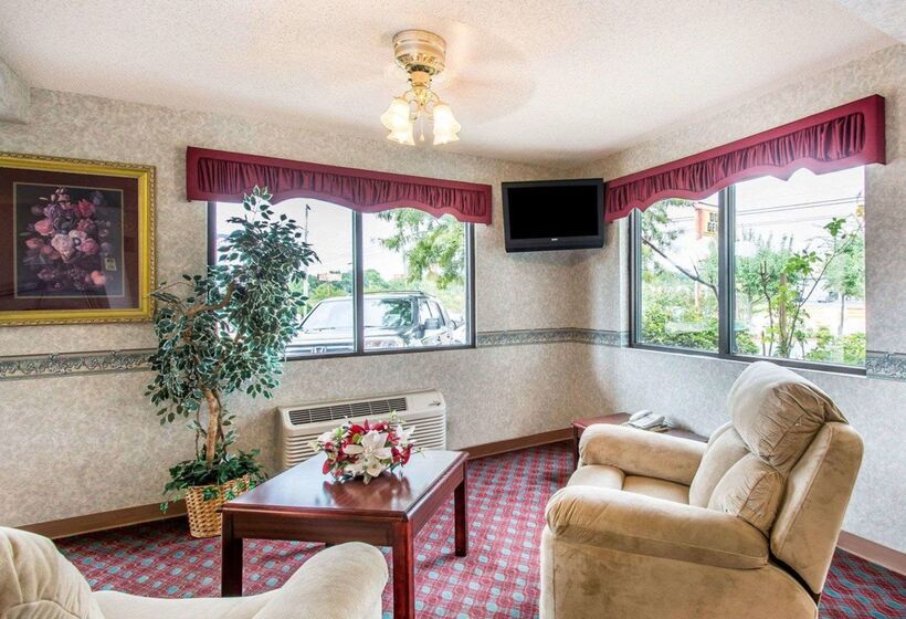 هتل Econo Lodge