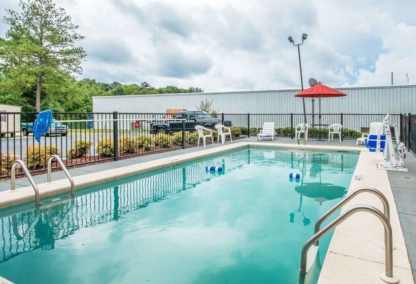 هتل Econo Lodge
