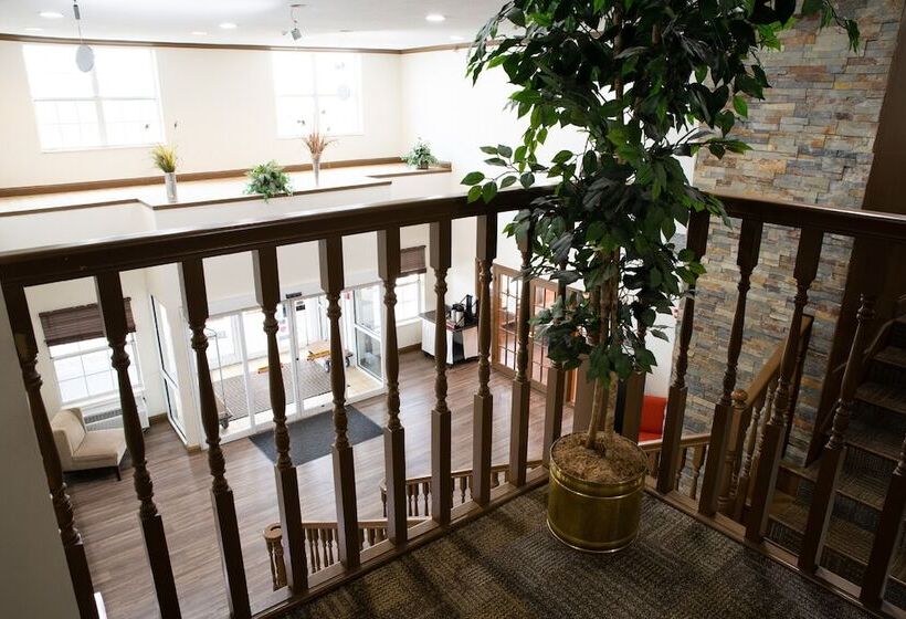 هتل Blisspoint Inn & Suites Marion
