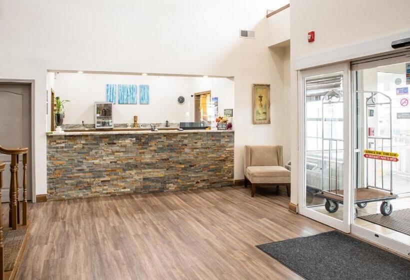 هتل Blisspoint Inn & Suites Marion