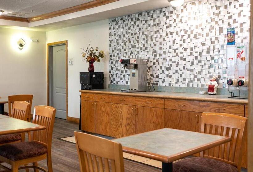 هتل Blisspoint Inn & Suites Marion