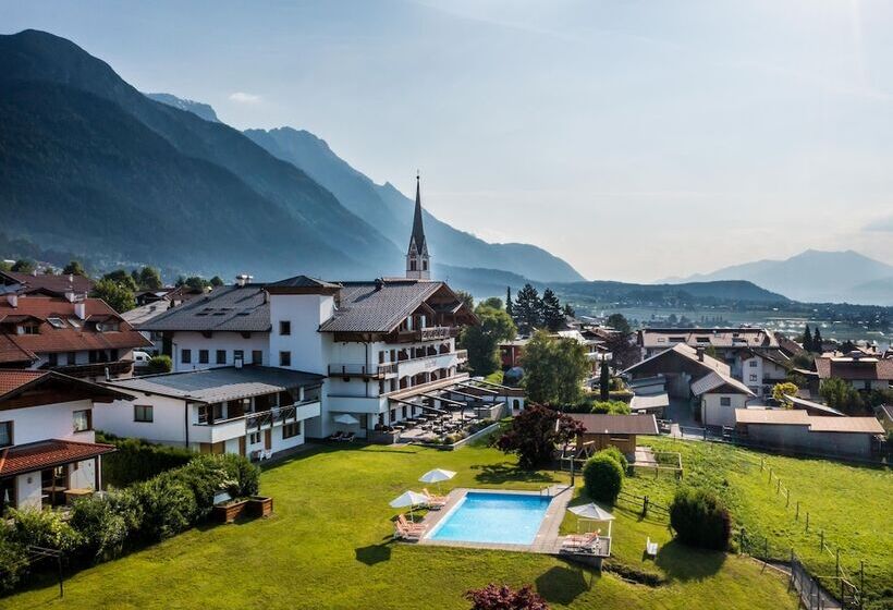 هتل Huberhof