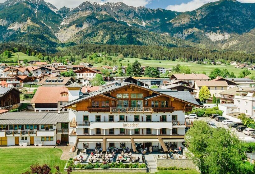 هتل Huberhof