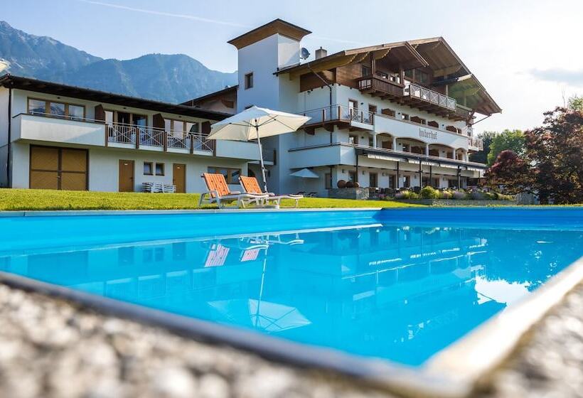 هتل Huberhof