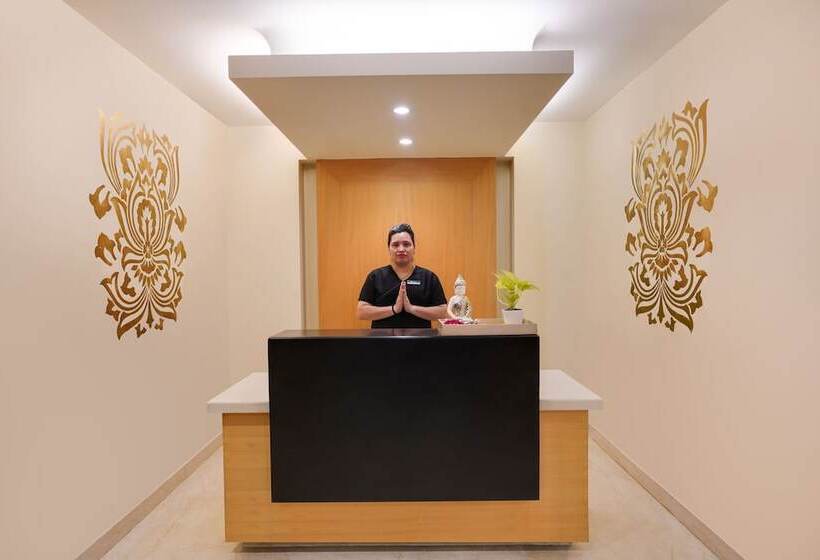 هتل Lemon Tree Premier Delhi Airport