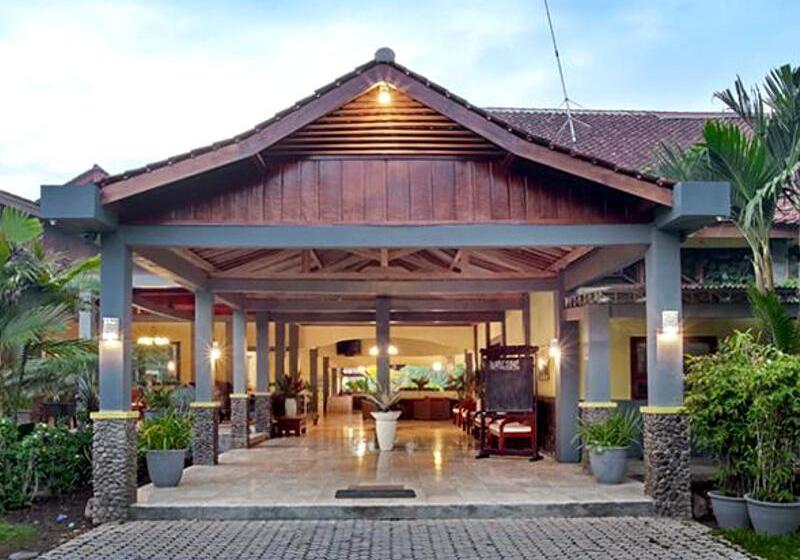 هتل Margo Utomo Eco Resort