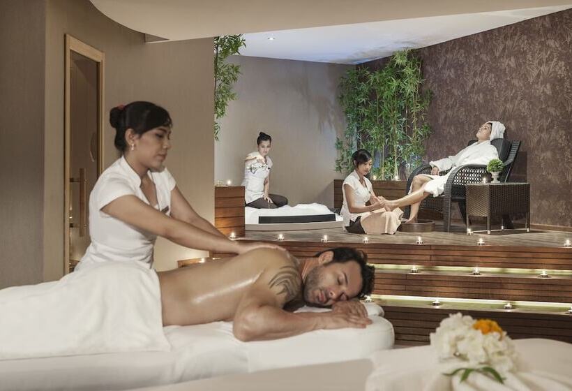 فندق Ng Afyon Wellness & Convention