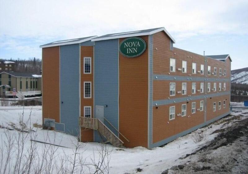 هتل Nova Inn Inuvik