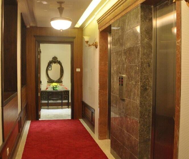 هتل Royal Tulip Navi Mumbai