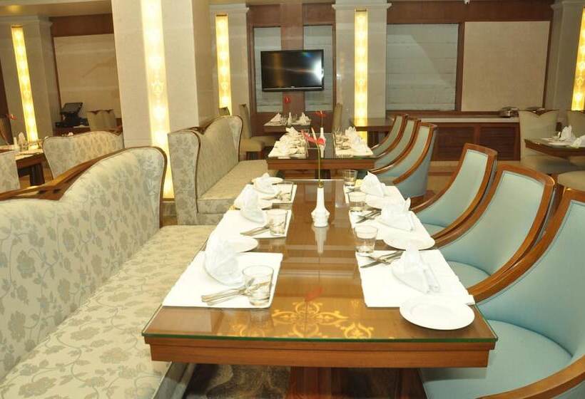 هتل Royal Tulip Navi Mumbai