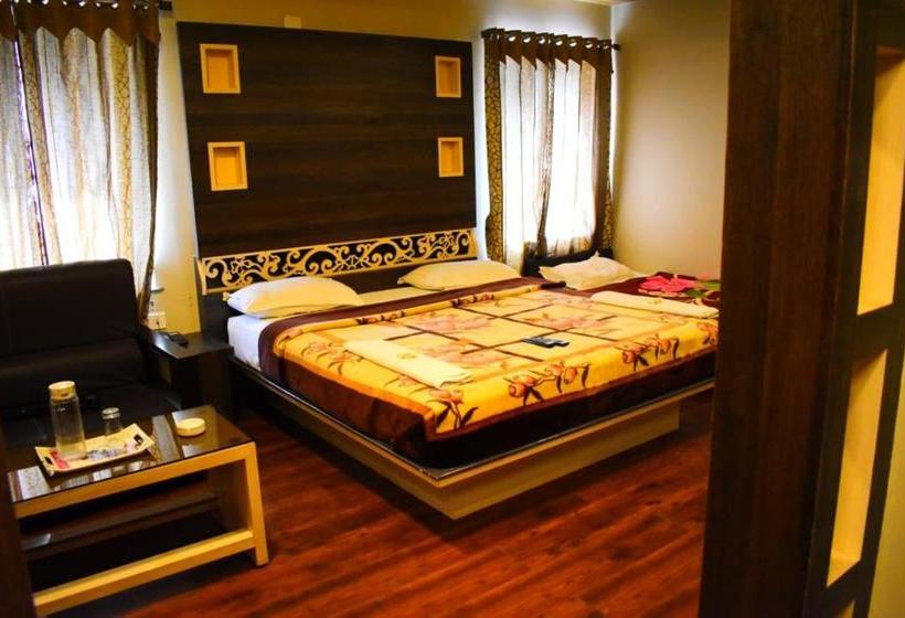 ホテル Sarkarpalace