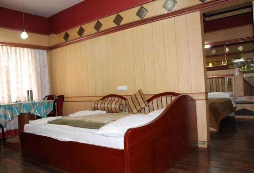 ホテル Sarkarpalace