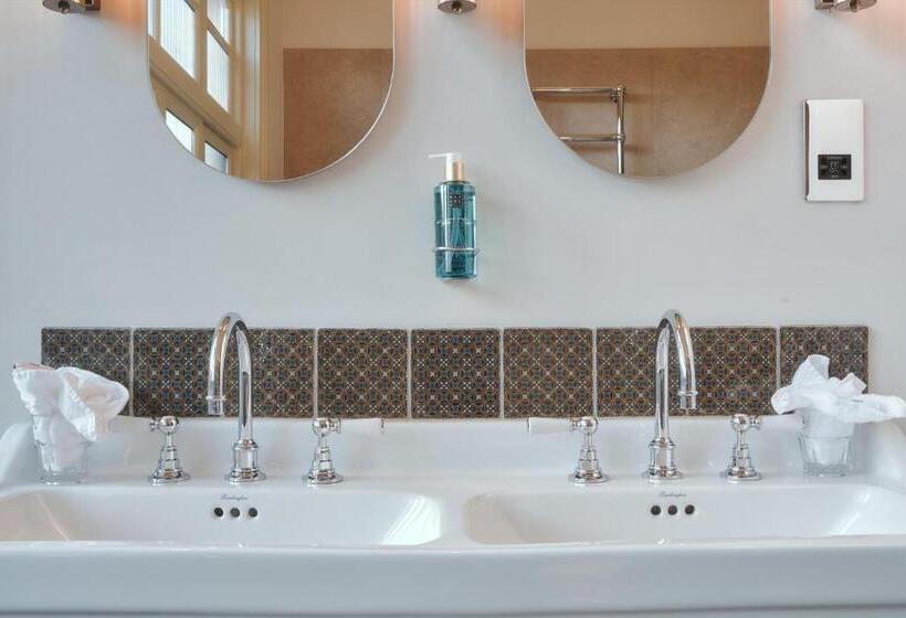 Fotos del hotel The Black Lion:  30