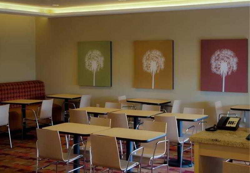 فندق Towneplace Suites By Marriott Vincennes