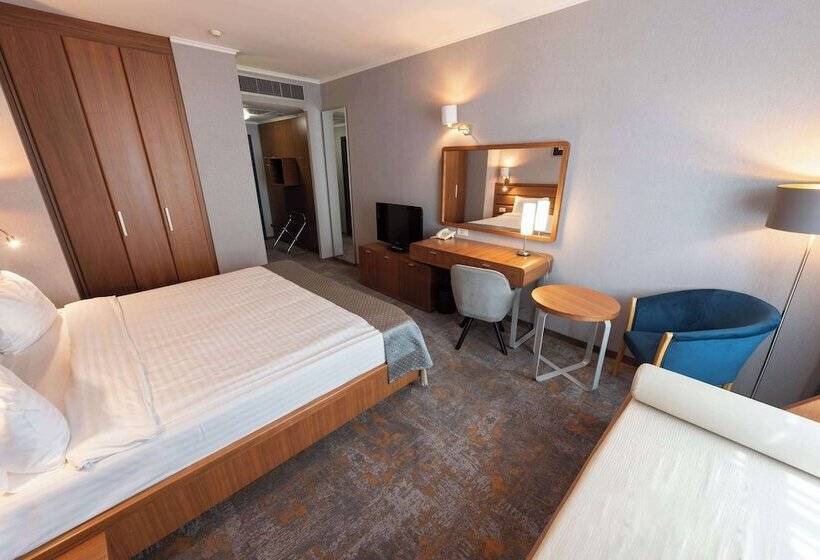 Fotos del hotel Ramada By Wyndham Cluj:  8