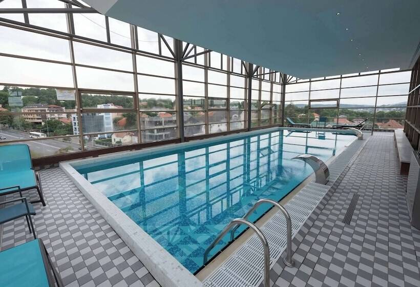 Fotos del hotel Ramada By Wyndham Cluj:  31