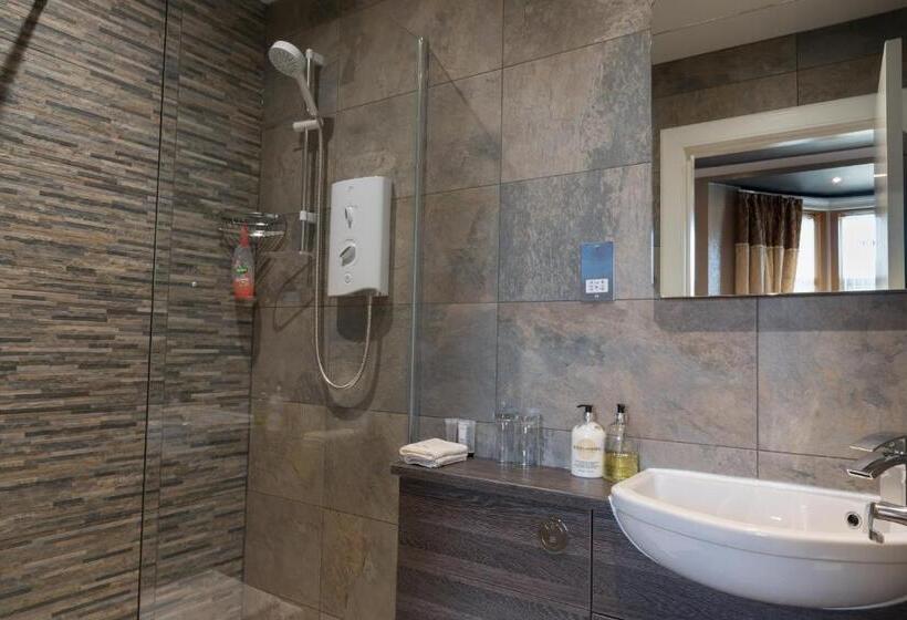 پانسیون Inverlea Guest House
