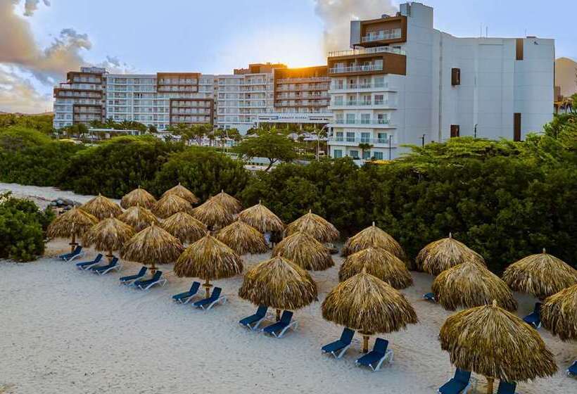 هتل Embassy Suites By Hilton Aruba Beach Resort