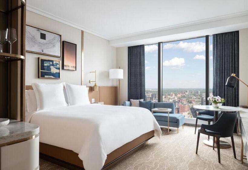 Four Seasons Hotel Minneapolis